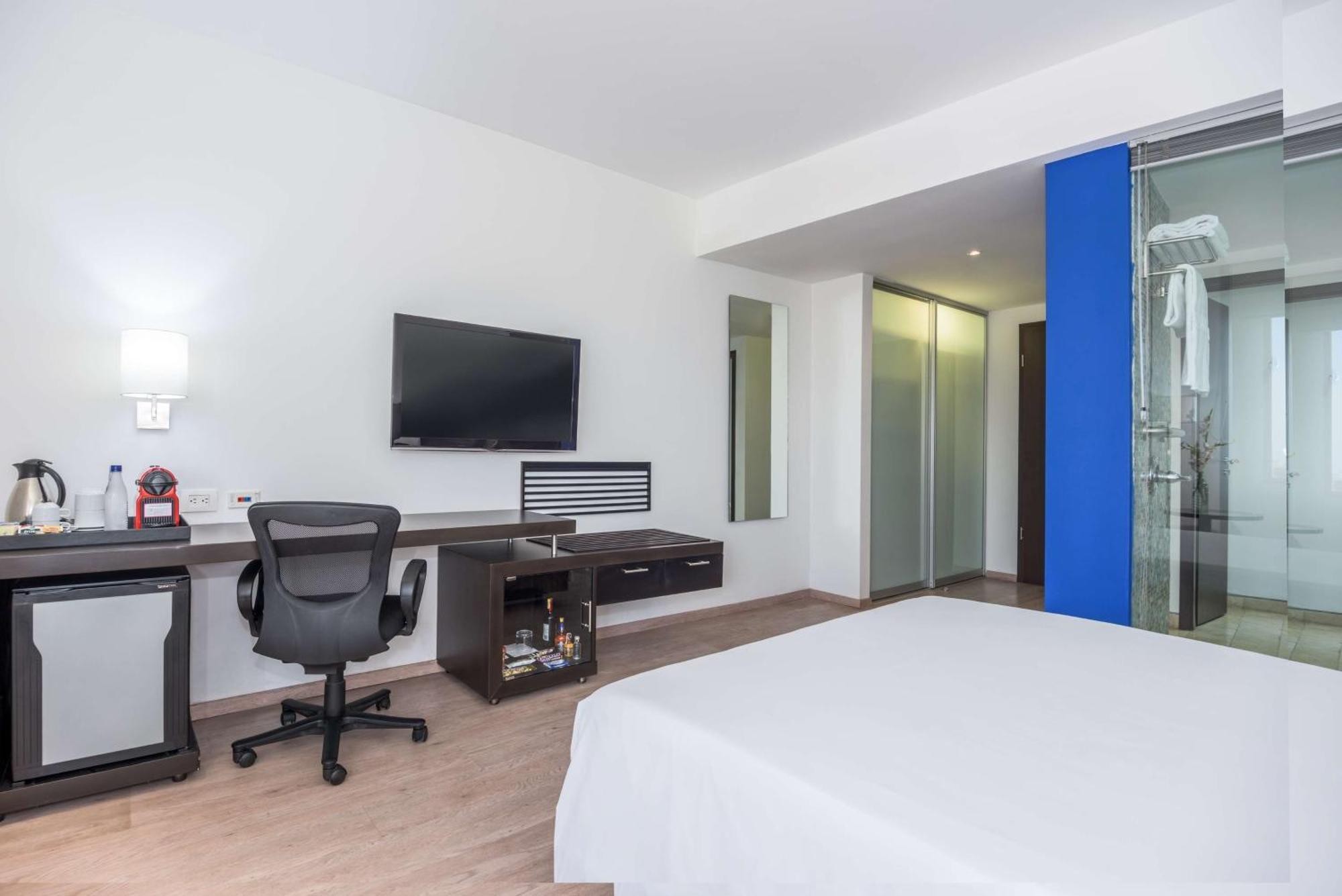 Nh Collection Royal Smartsuites Barranquilla  Exteriör bild